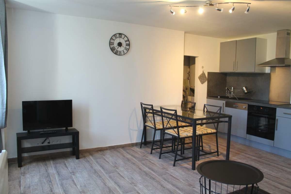 Les Calades Du Ventoux Apartamento Montbrun-les-Bains Exterior foto