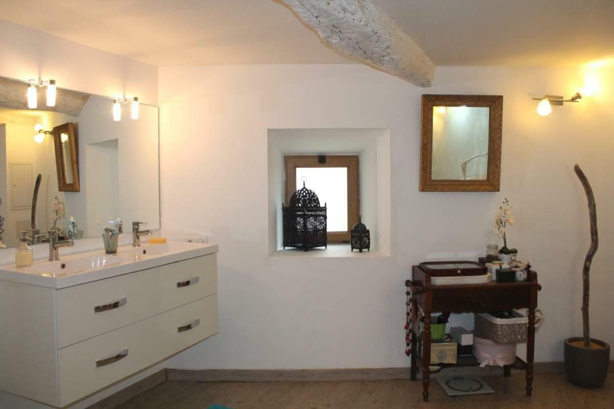 Les Calades Du Ventoux Apartamento Montbrun-les-Bains Exterior foto