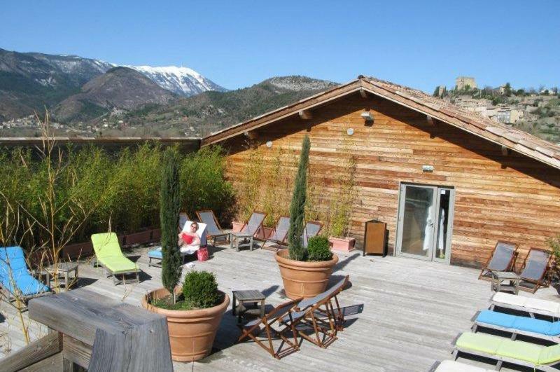 Les Calades Du Ventoux Apartamento Montbrun-les-Bains Exterior foto